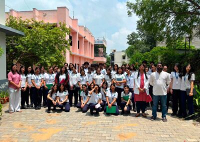 Jayshree Periwal Students Visit Nav Jeevan Kendra