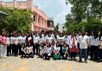 Jayshree Periwal Students Visit Nav Jeevan Kendra Jayshree Periwal Students Visit Nav Jeevan Kendra